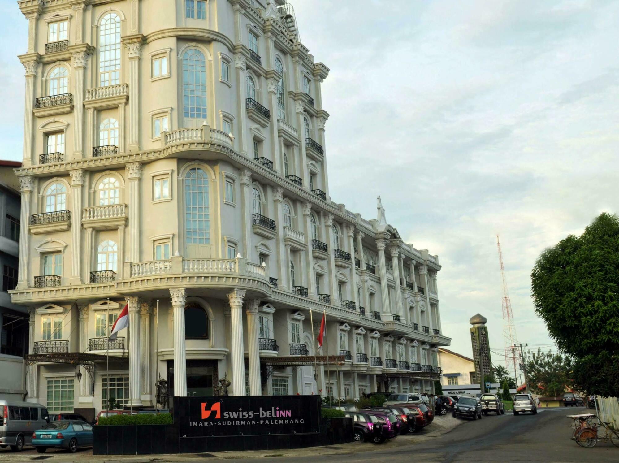 פאלמבאנג Capital O 1128 Hotel Imara מראה חיצוני תמונה